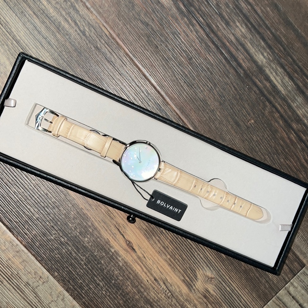Bolvaint watch, tan color, stainless steel, water resistant, 3ATM